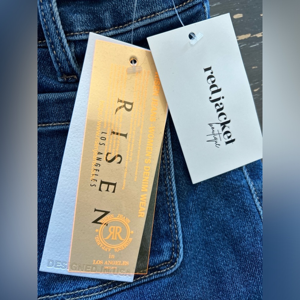 Super cute pair of Risen jeans!  Size 13, but fit like 14/15 - Picture 6 of 14